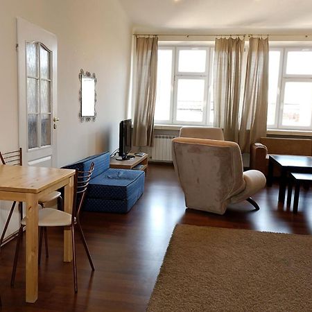 P&J Apartamenty Sw. Krzyza Krakow Ngoại thất bức ảnh